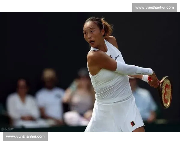 郑钦文温网首秀苦战三盘憾负 草地征程再遇瓶颈仍展韧性