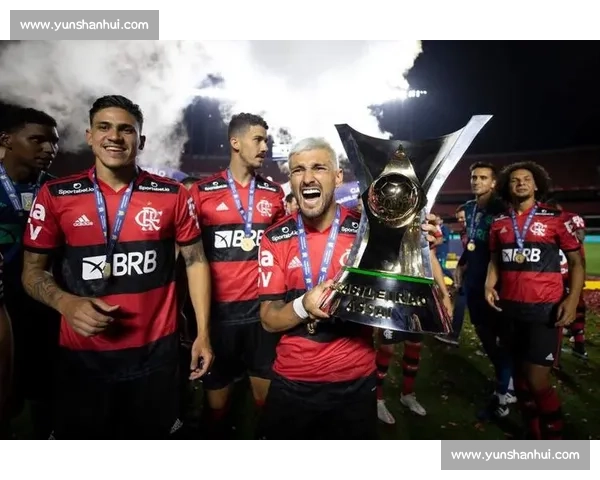 德阿拉斯卡埃塔首开纪录 + 全场最佳，弗拉门戈世俱杯 2-0 突尼斯希望