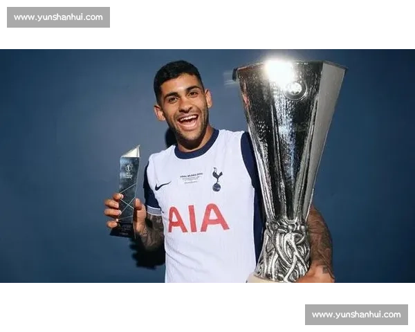 天空记者布里奇辟谣：热刺马竞未就罗梅罗转会费达成协议